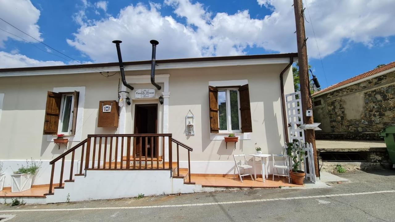 Vasiliki Guest House Pedhoulas Exterior photo